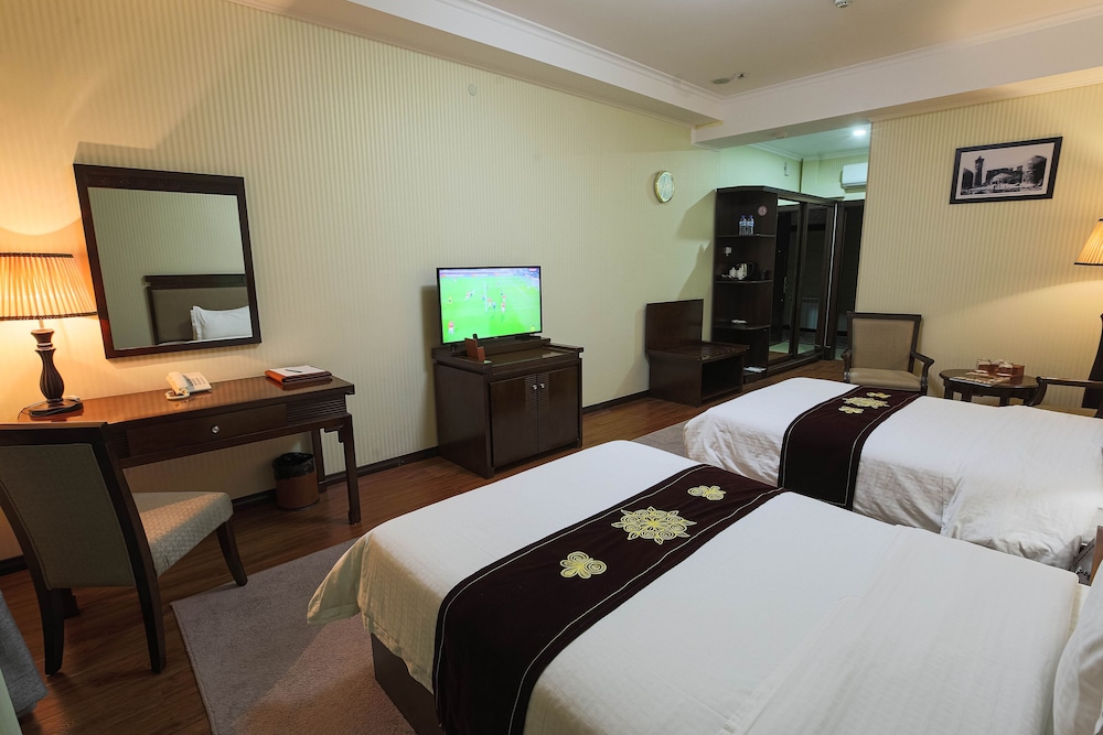 Standard Double or Twin Room photo 3