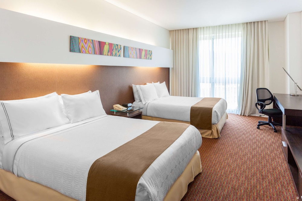 Standard Twin Room - Photo 1