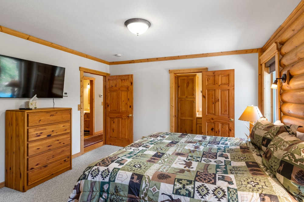 Cabin photo 1