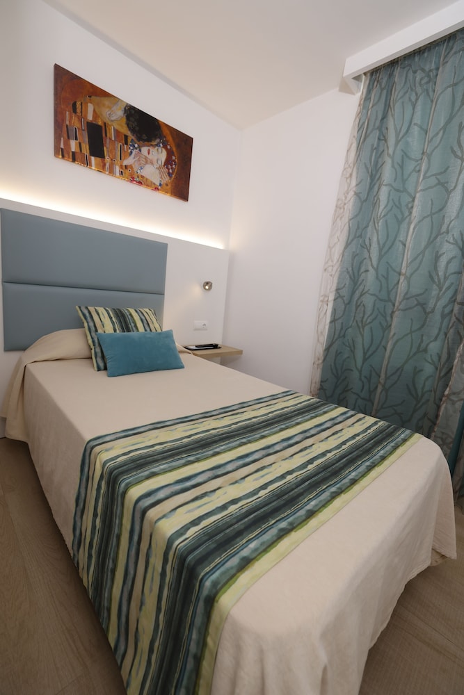 Apartment, 2 Bedrooms photo 3