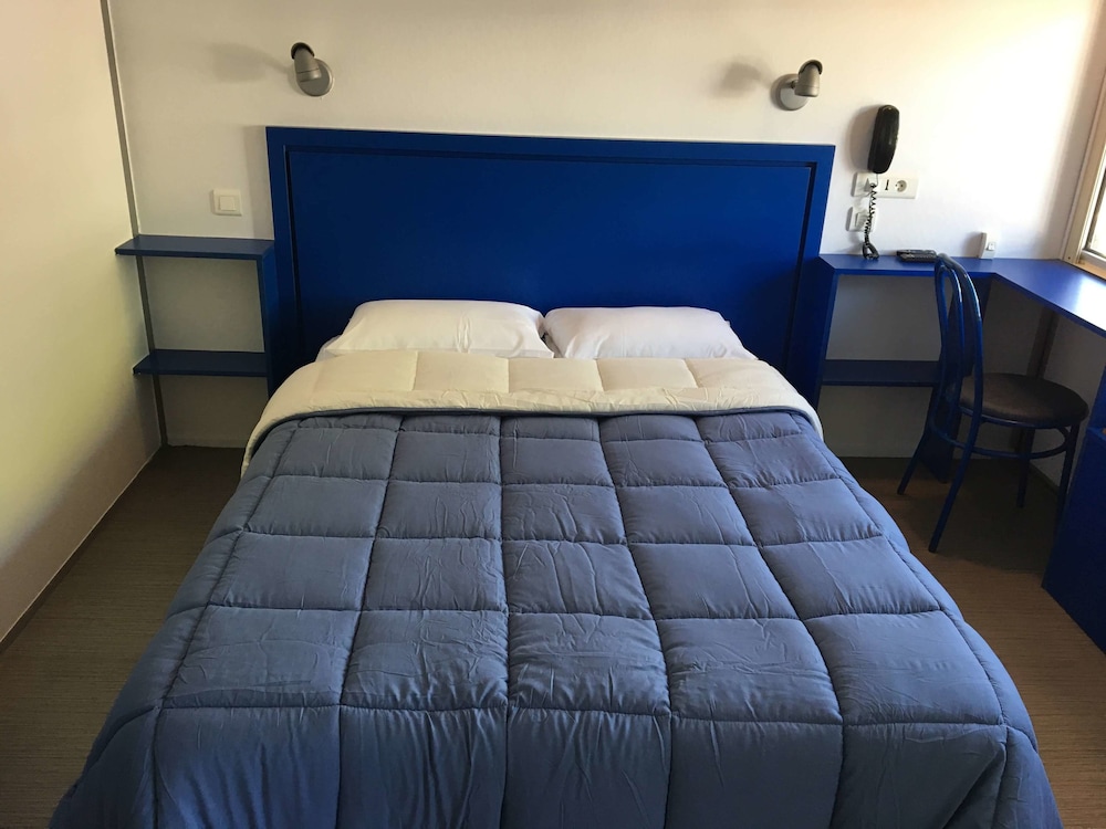 Double Room - Photo 3
