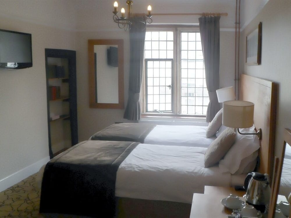 Superior Double or Twin Room, Ensuite (Frome)