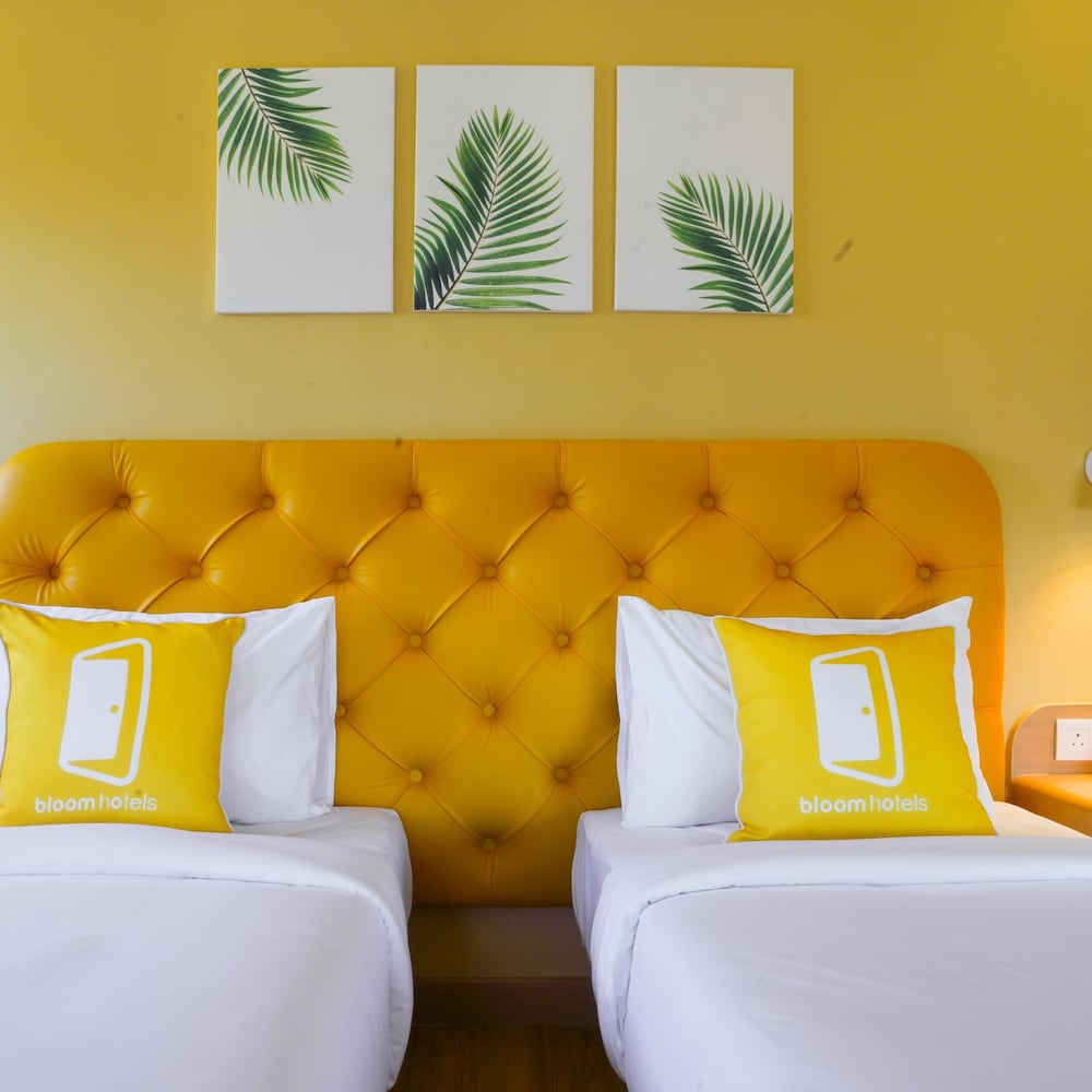 Standard Twin Room - Photo 8