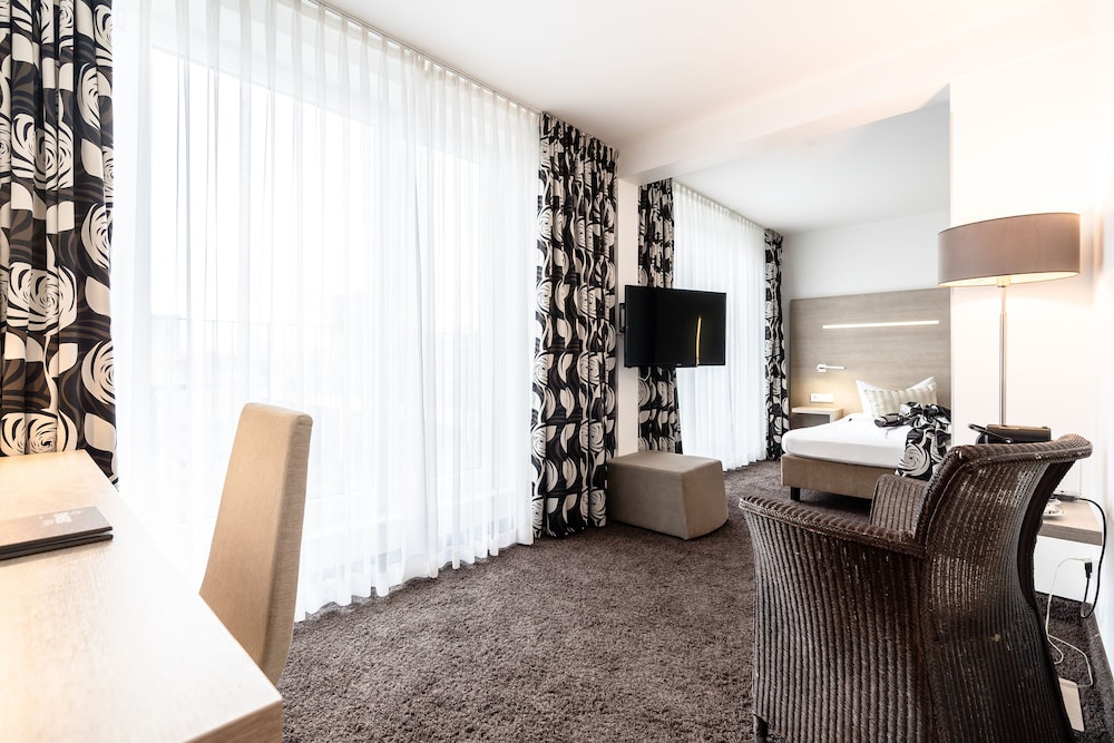 Junior Suite, Terrace - Photo 9