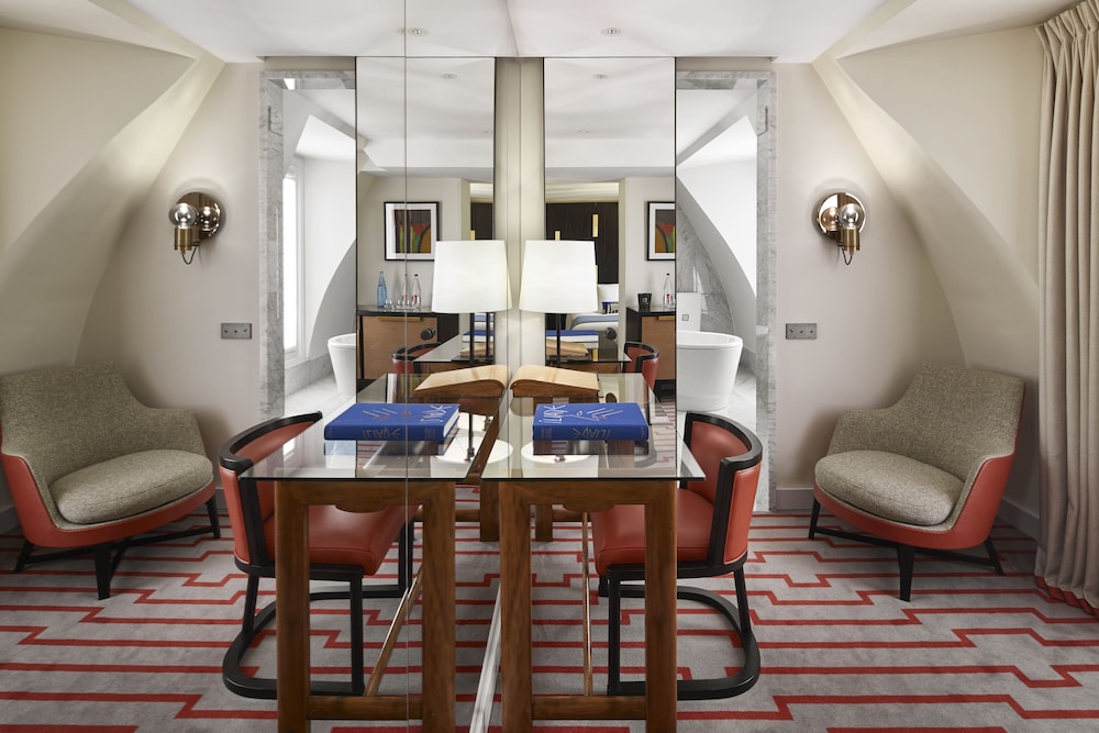 Junior Suite Junior Suite