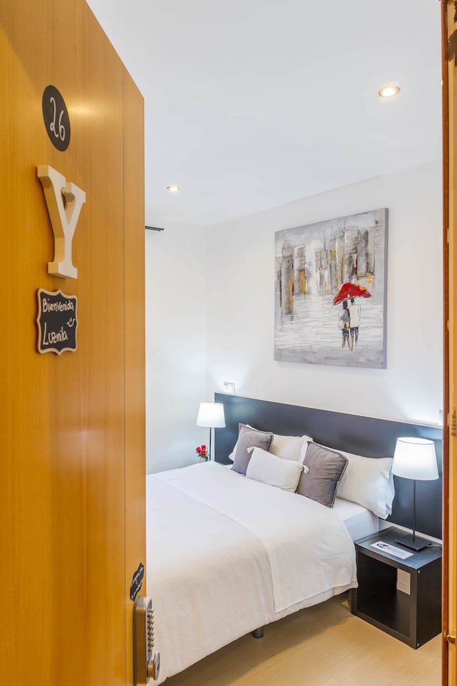 Comfort Double Room, 1 Double Bed, Shared Bathroom photo 2