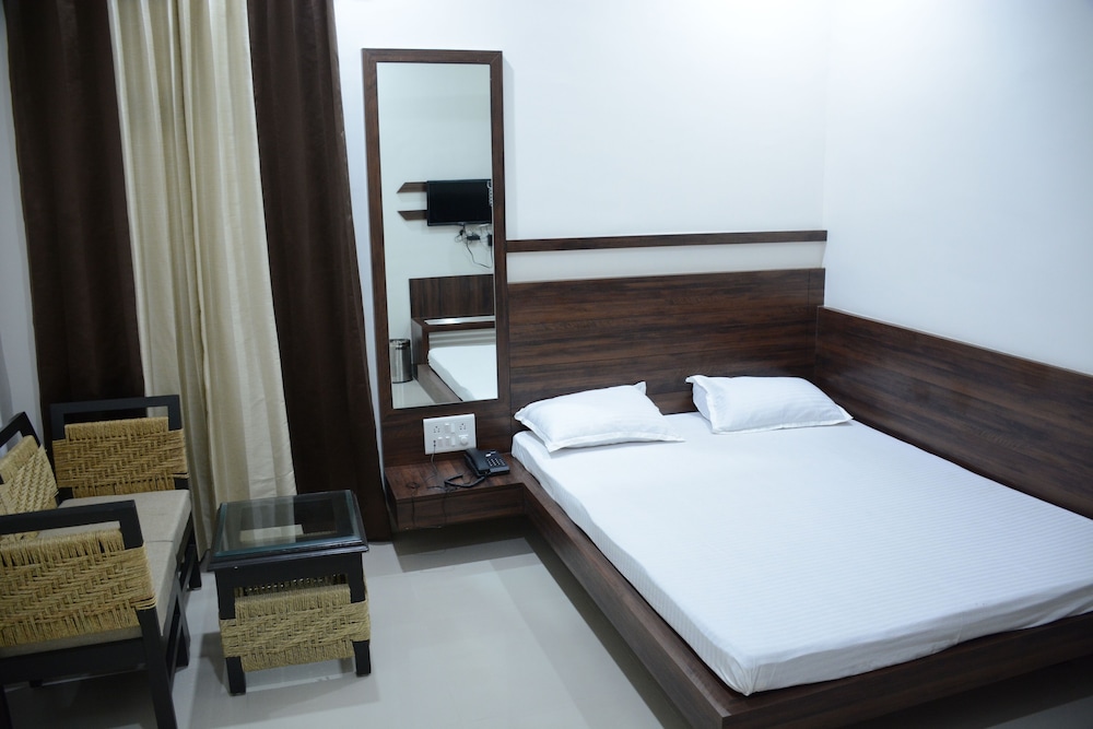 Standard Non Ac Room photo 1