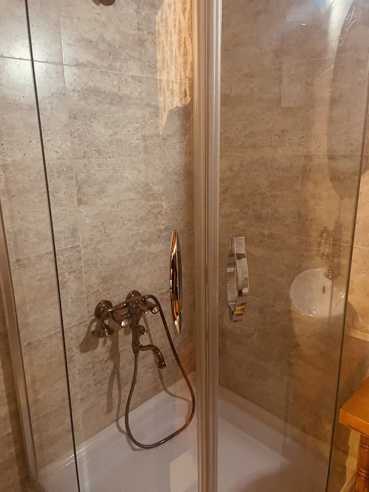Standard Studio Suite photo 3