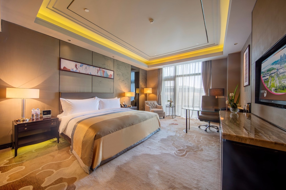Grand Deluxe Room photo 1