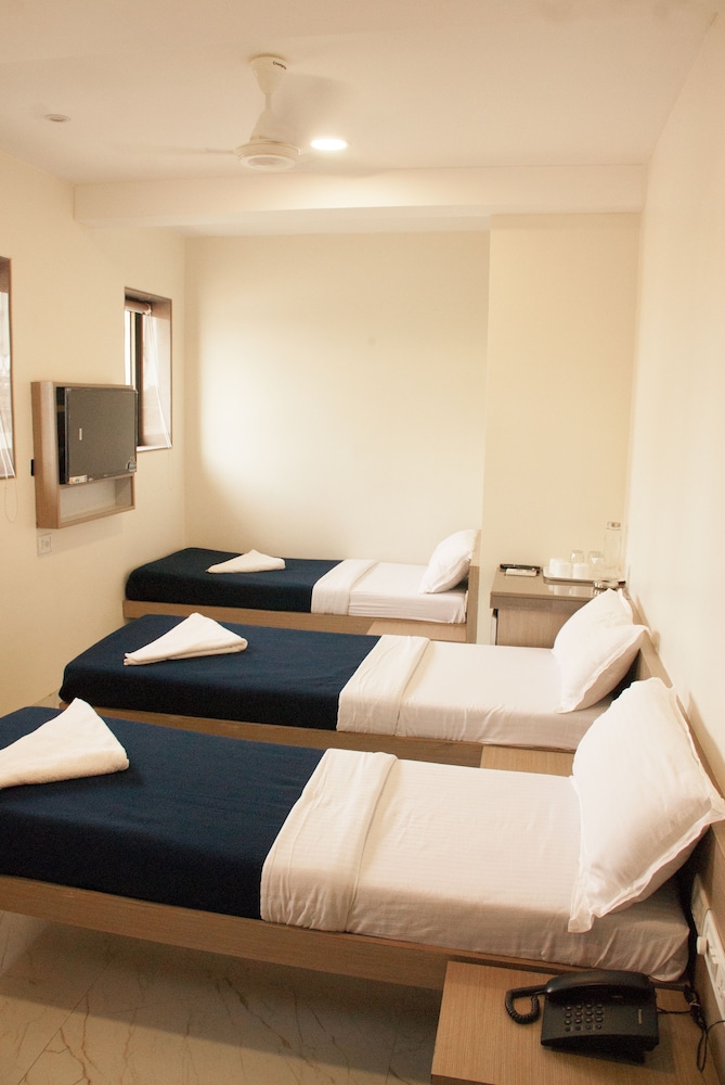 Basic Triple Room, 3 Twin Beds