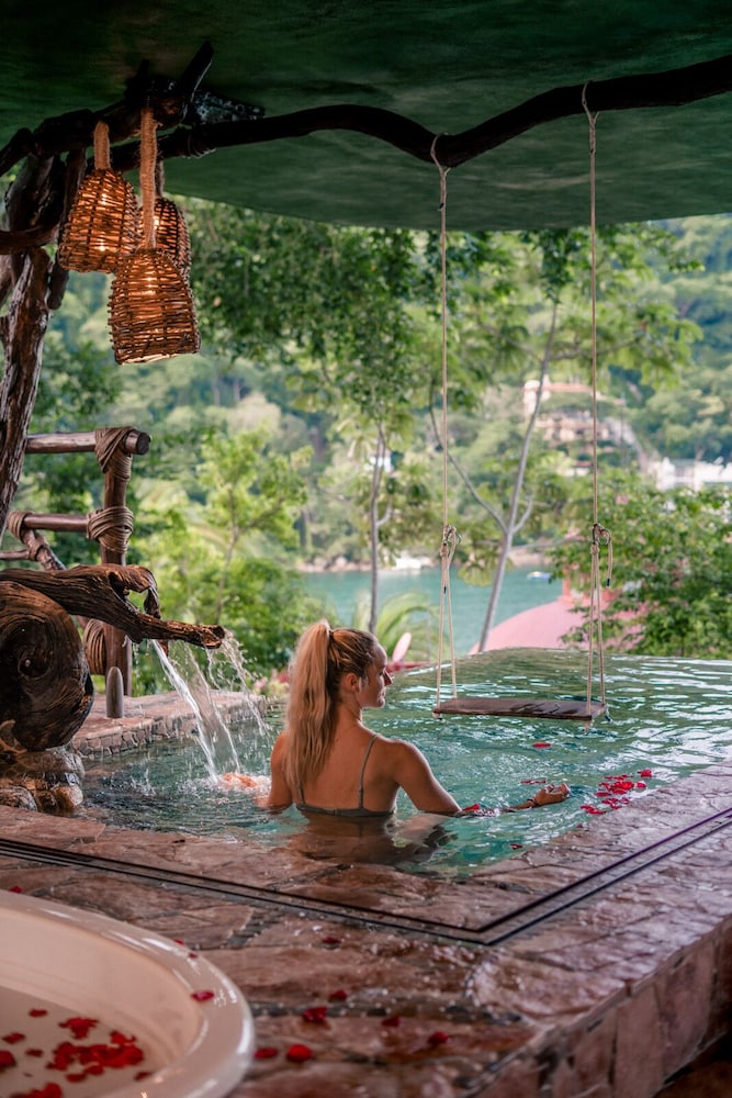 New Tower-eagle Love Nest Ocean View