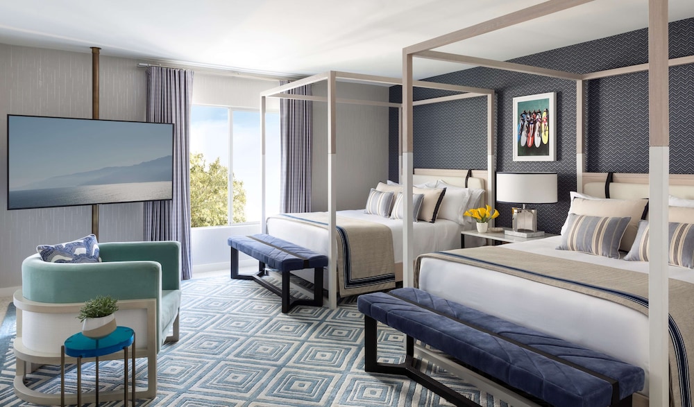 Oceana Double Queen Suite