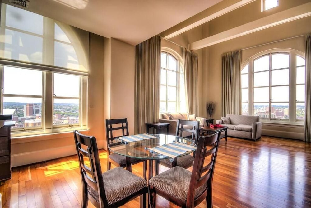 Deluxe Apartment, City View photo 1
