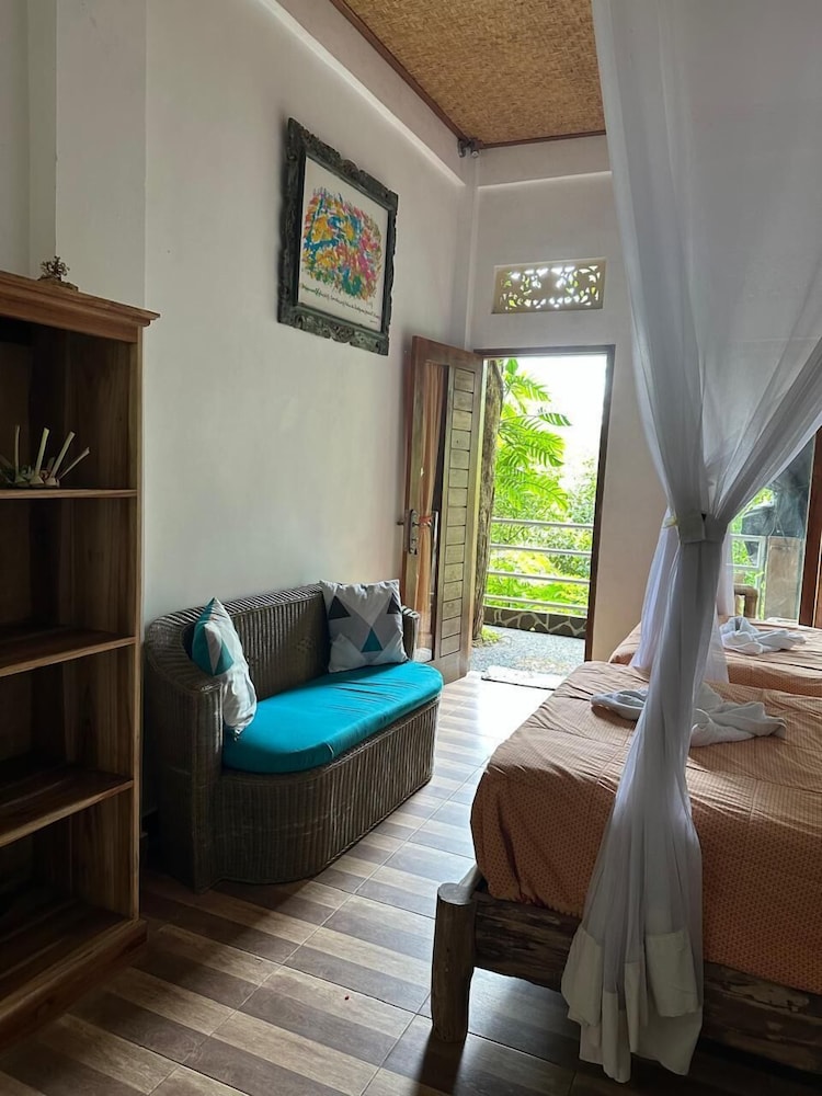 Basic Twin Room, 1 Bedroom, Garden View photo 2