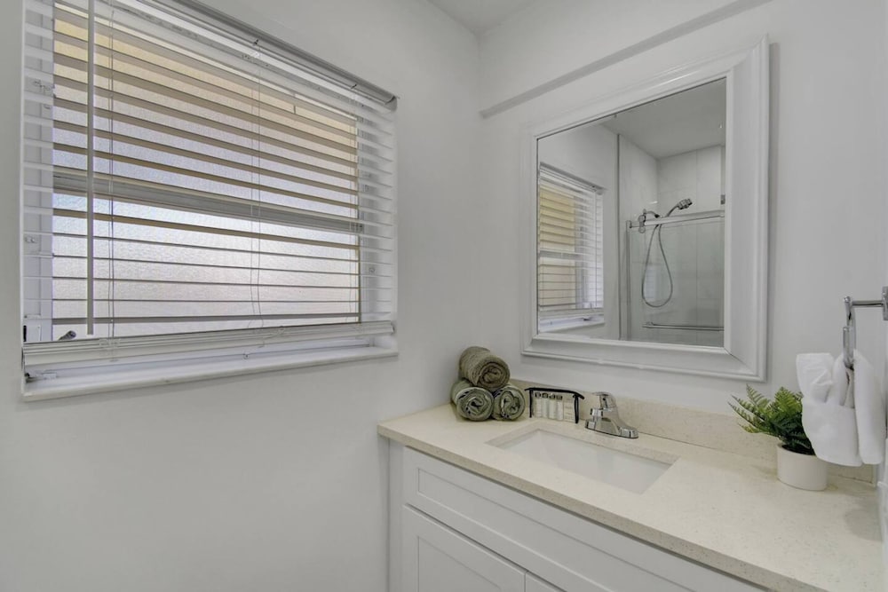 Florence Villa Heated Pool, 写真 27