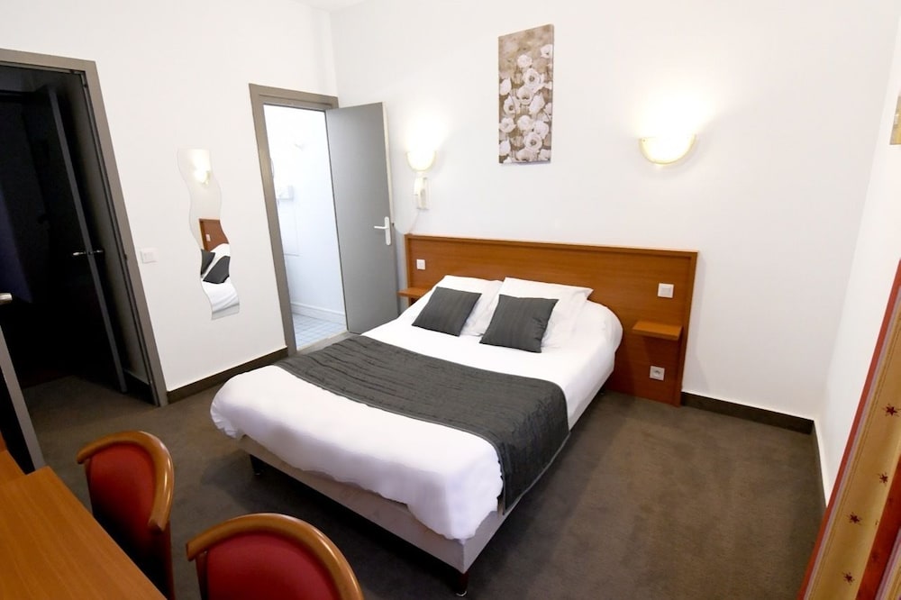 Double Room - Photo 1