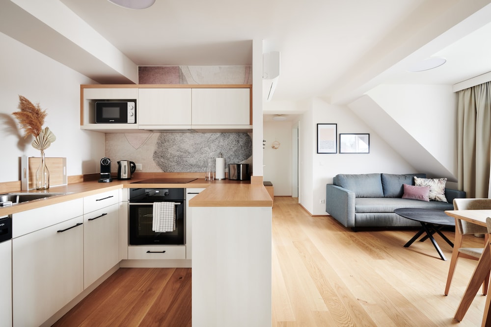 Deluxe Condo, 2 Bedrooms, Non Smoking, Kitchen photo 1