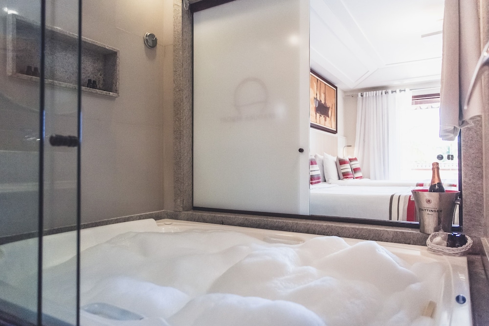 Suite Resort - Photo 5