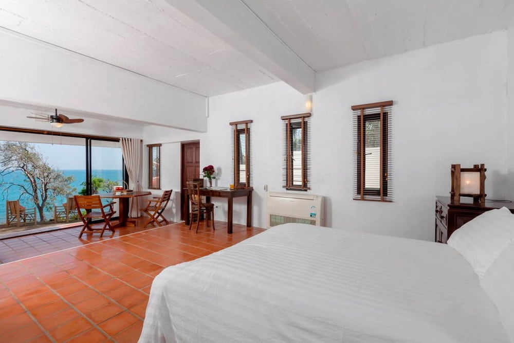 3 Bedrooms Villa photo 1