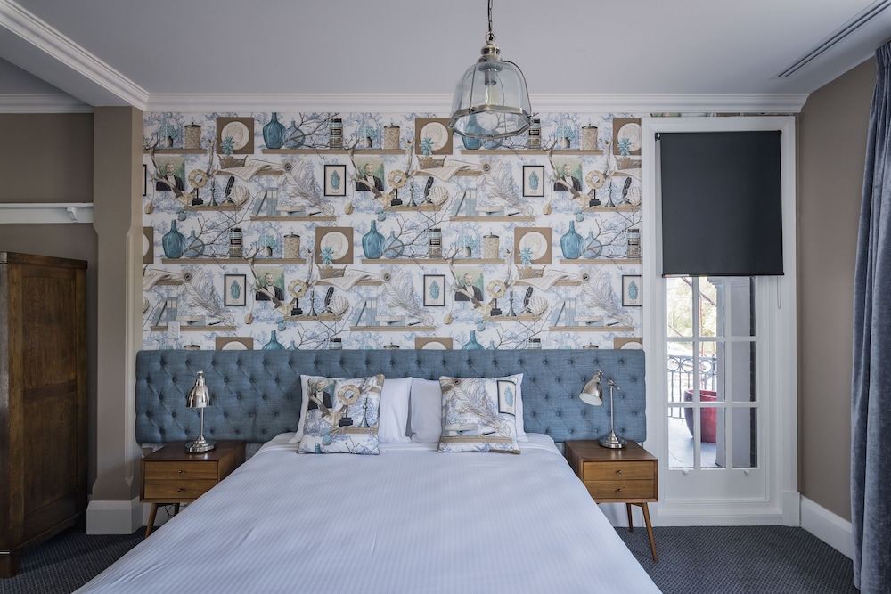 King Ensuite Room - Park View