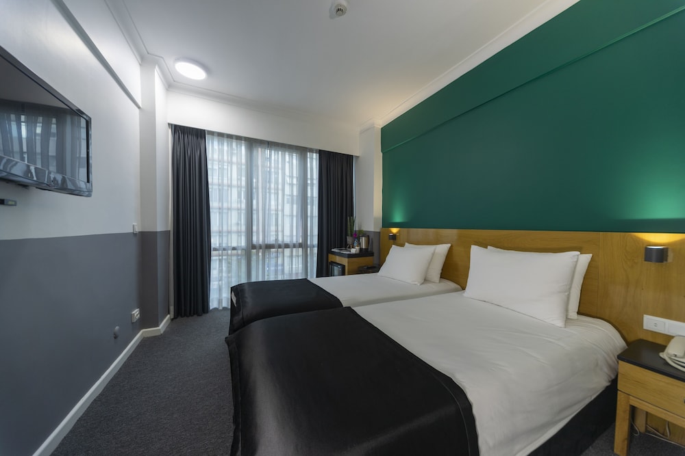 Deluxe Twin Room photo 1