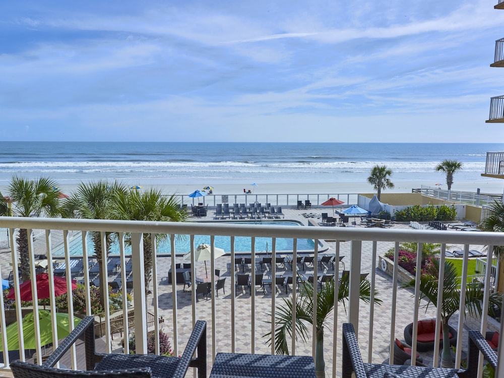 Premium Room, 2 Queen Beds, Ocean View, Oceanfront - Photo 3