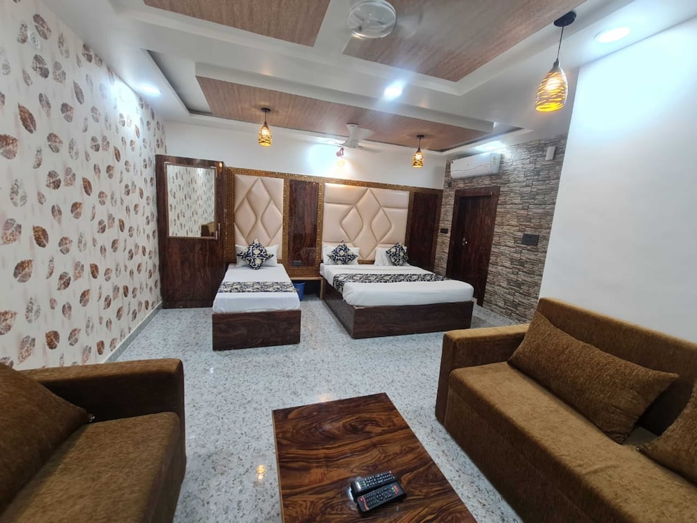 Premium Executive AC Room photo 3
