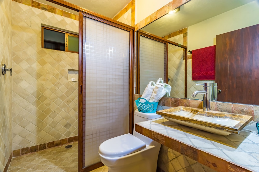 Superior Quadruple Room photo 2