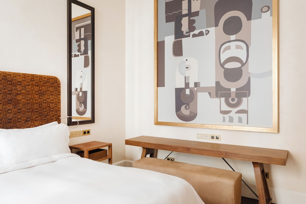 Room, 1 King Bed, Balcony