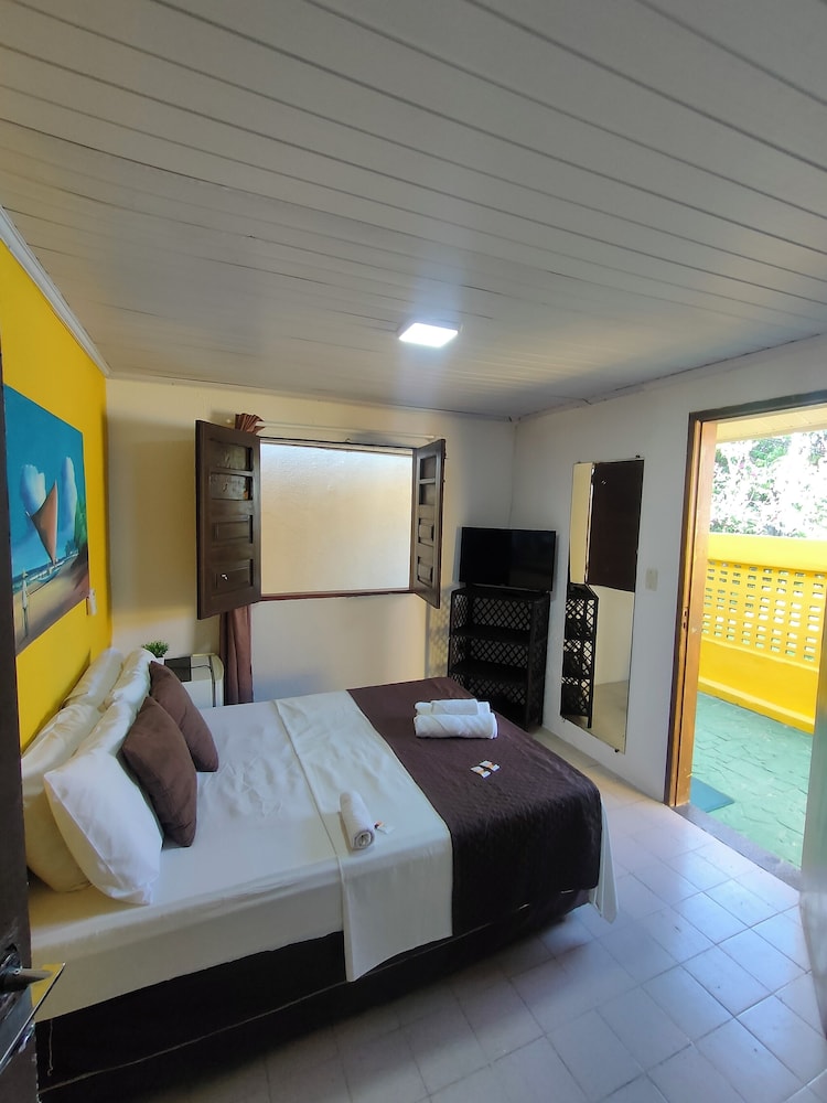 Standard Double or Twin Room photo 1