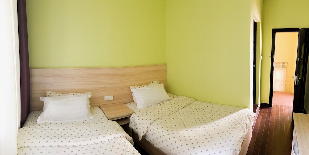 Basic Twin Room photo 1