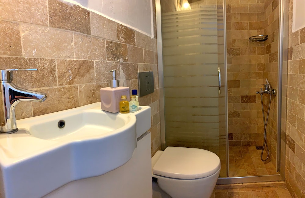 Superior Triple Room photo 3