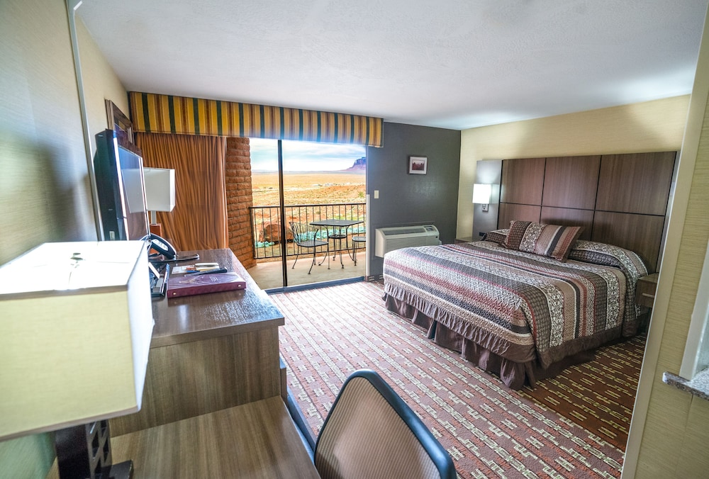 Standard Room, 1 King Bed with Sofa bed, Valley View photo 2