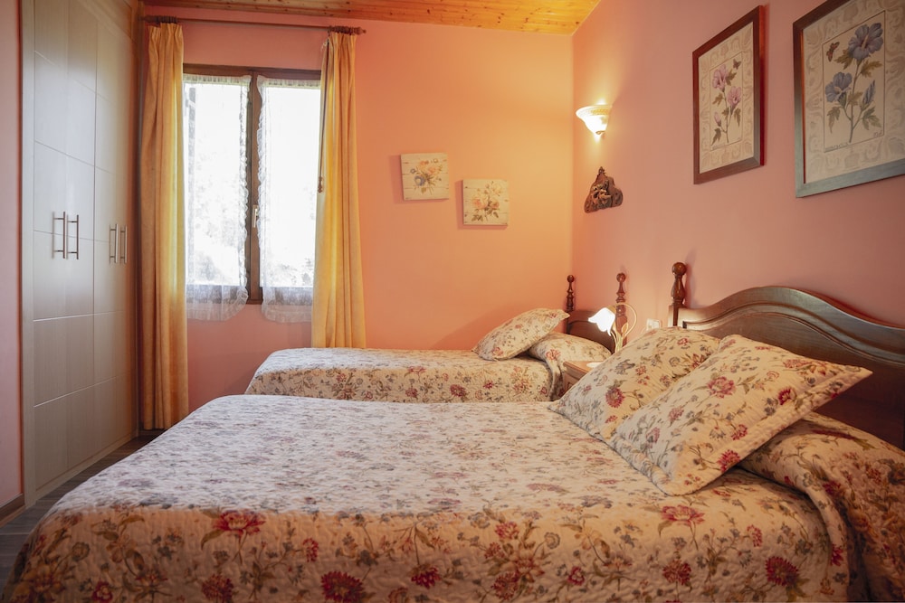 House, Multiple Bedrooms, Mountain View (Toki Ona 1) photo 3