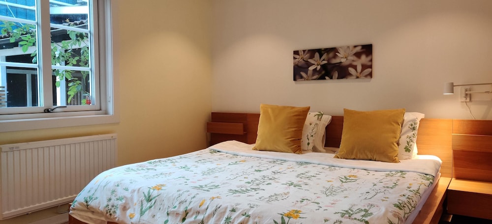 Standard Double Room, 1 Queen Bed, Garden Area photo 3