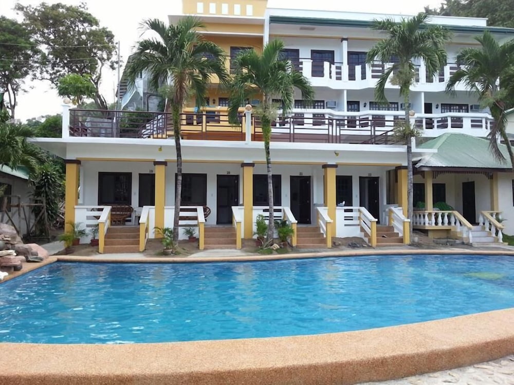 Standard Pool-Side Rooms