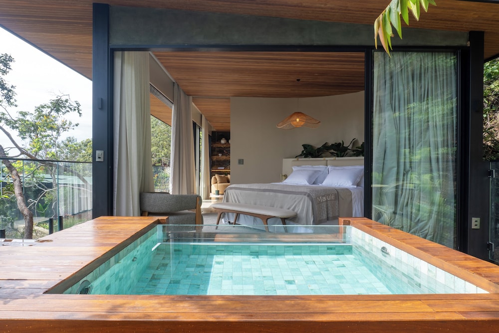 Romantic Studio Suite, Balcony, Mountain View