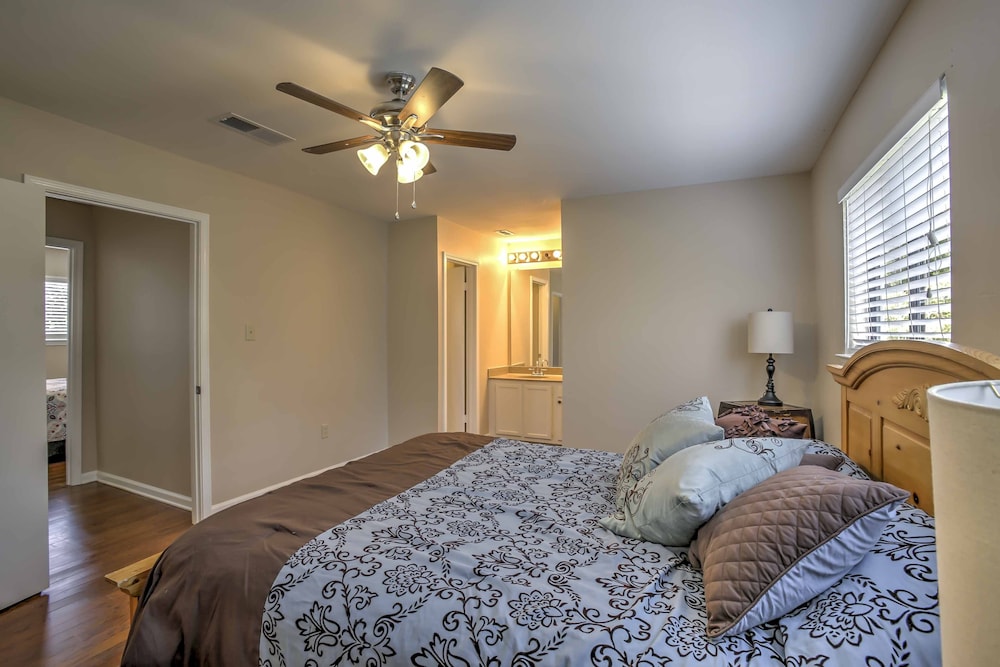 Apartment (2 Bedrooms) photo 2