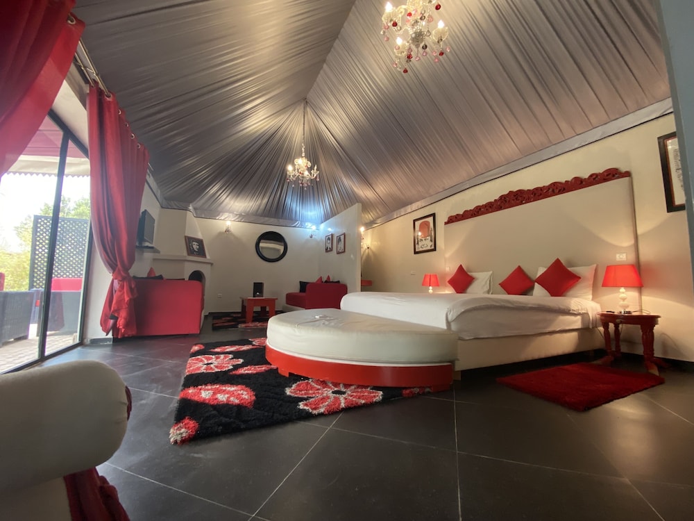 Lodge La Wharole