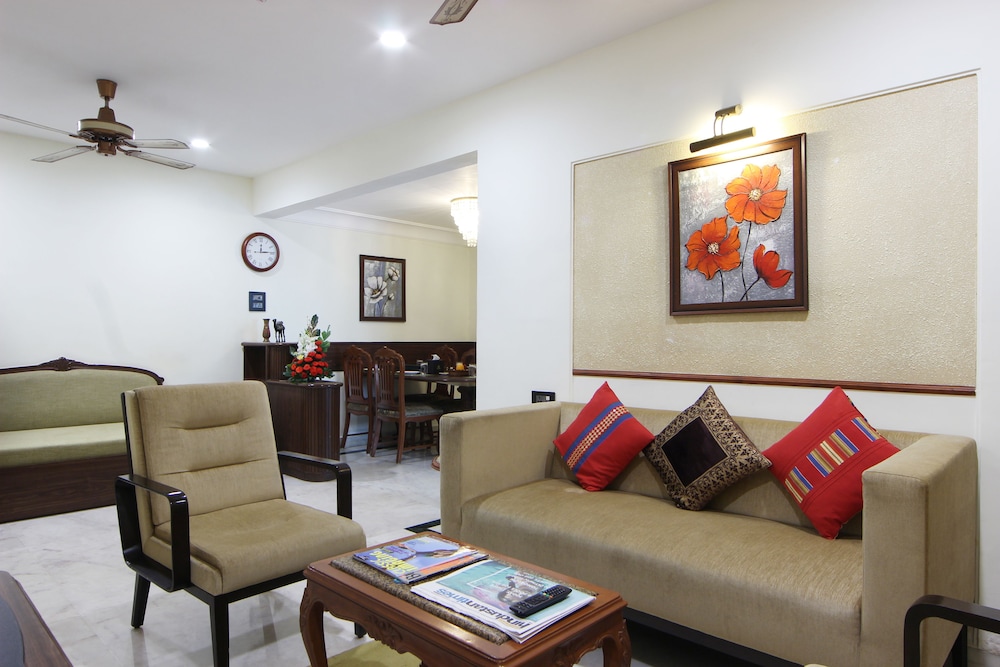 2 Bedroom Suite - Photo 1