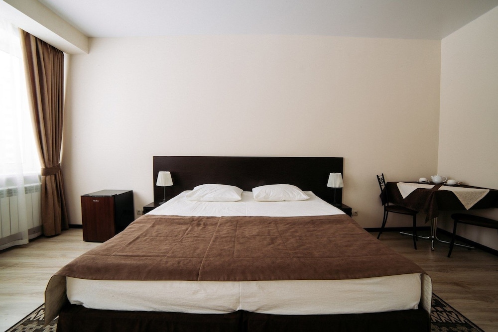 Grand Room photo 3