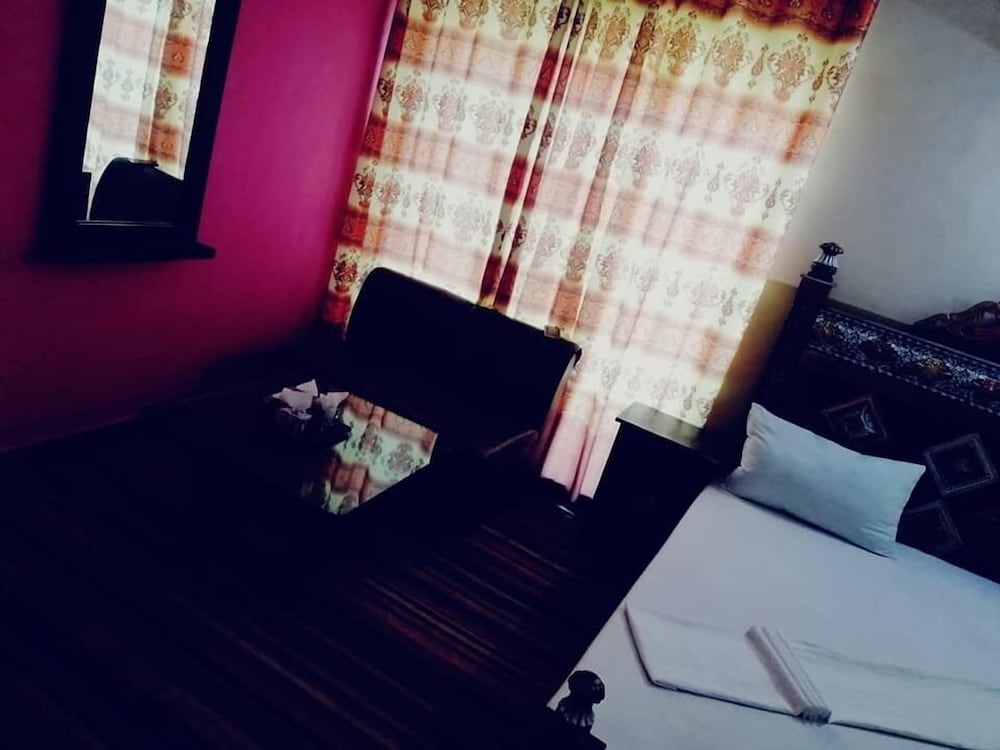 Standard Double Room photo 3