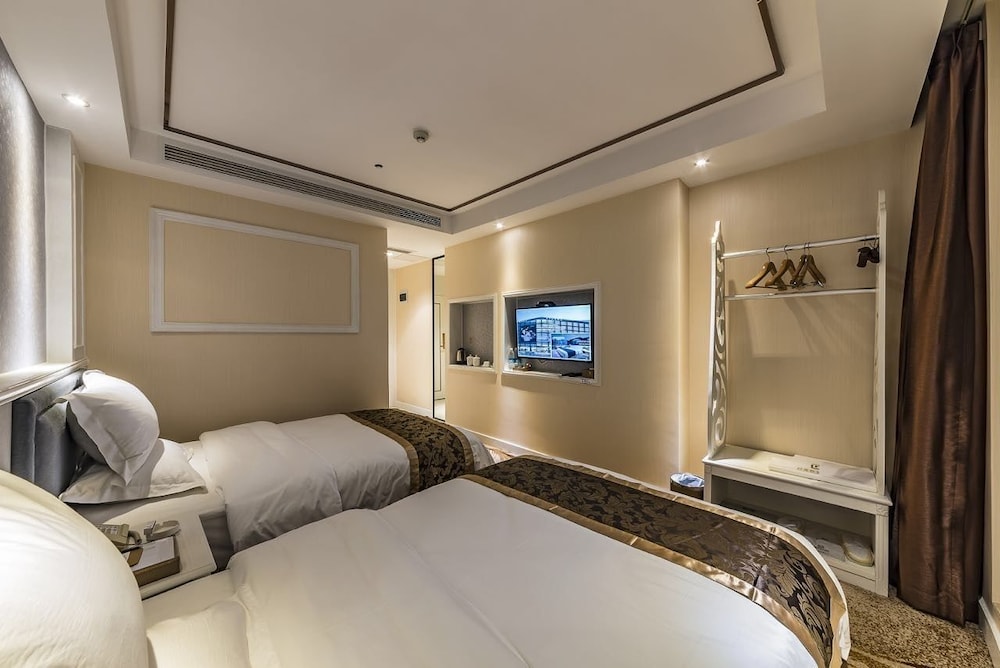 Comfort Twin Room