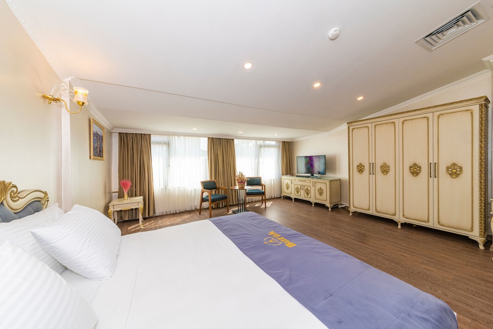 Deluxe Double or Twin Room photo 2