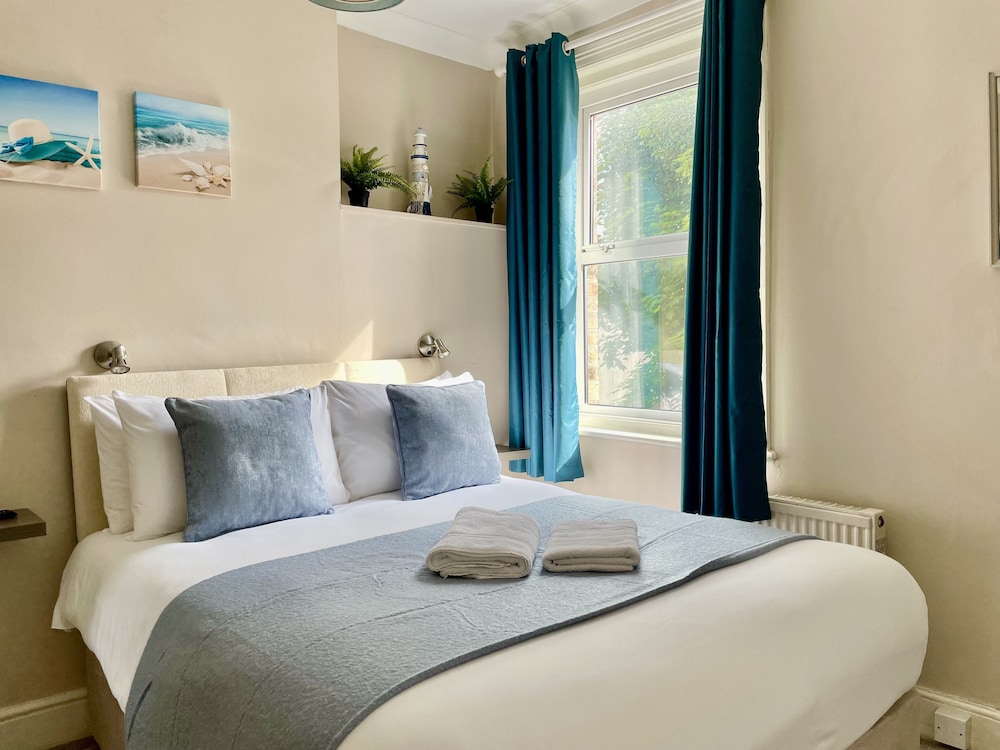 Basic Double Room photo 3