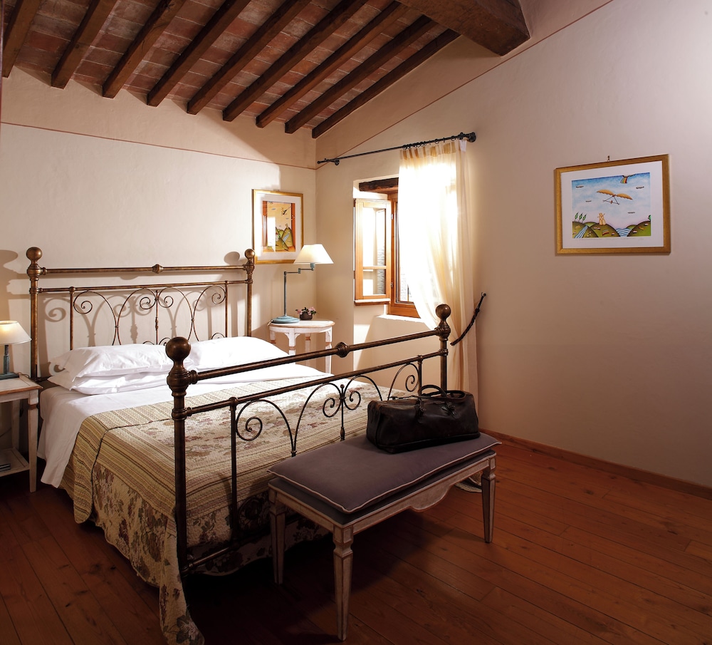 Villa photo 1