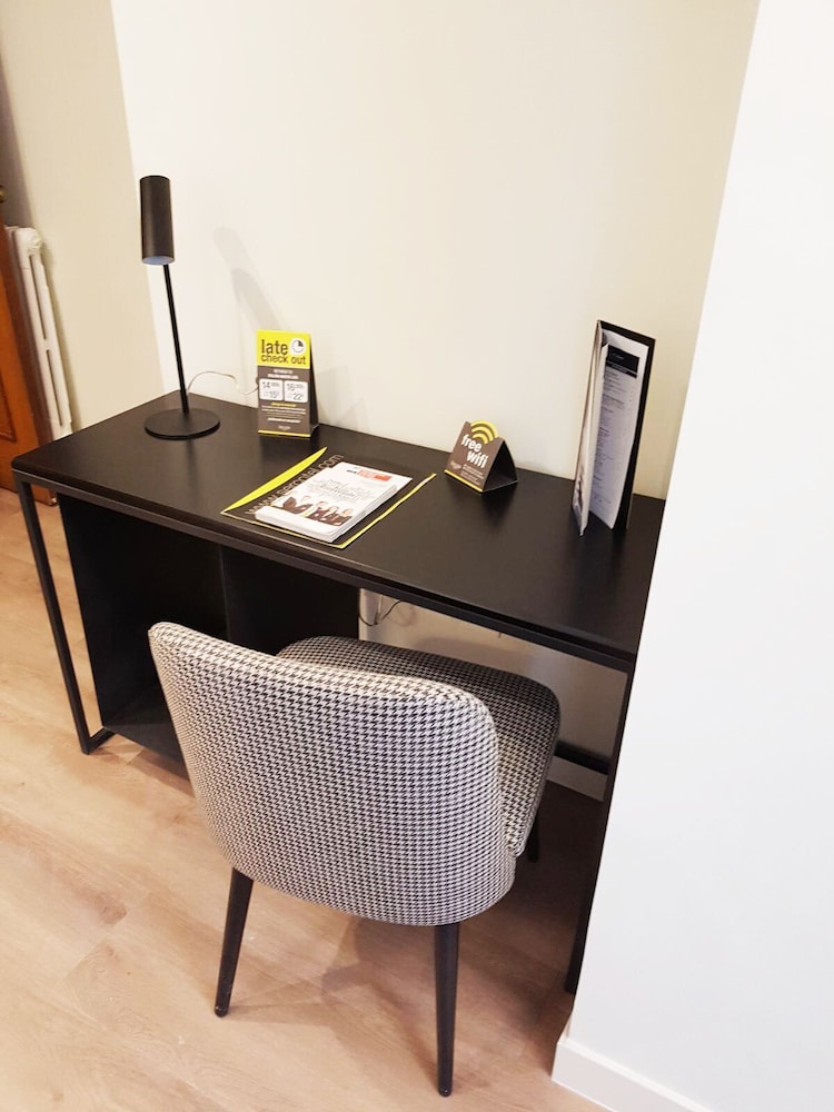 Classic Double Room - Photo 4