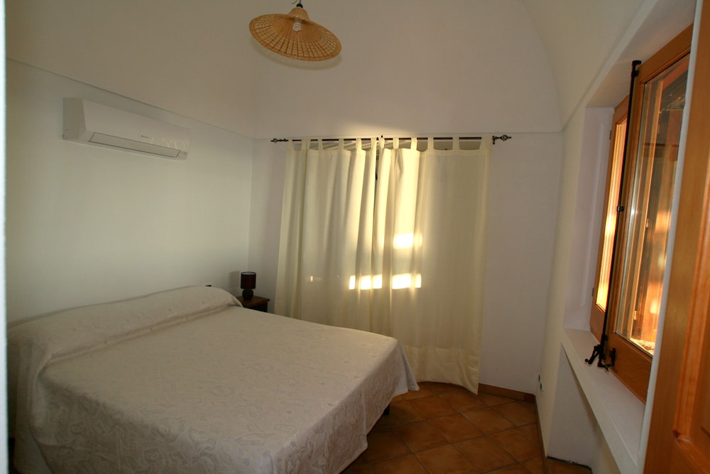 Apartment, 2 Bedrooms, 2 Bathrooms photo 1