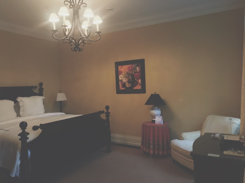 Deluxe Room, 1 King Bed, Non Smoking, Ground Floor