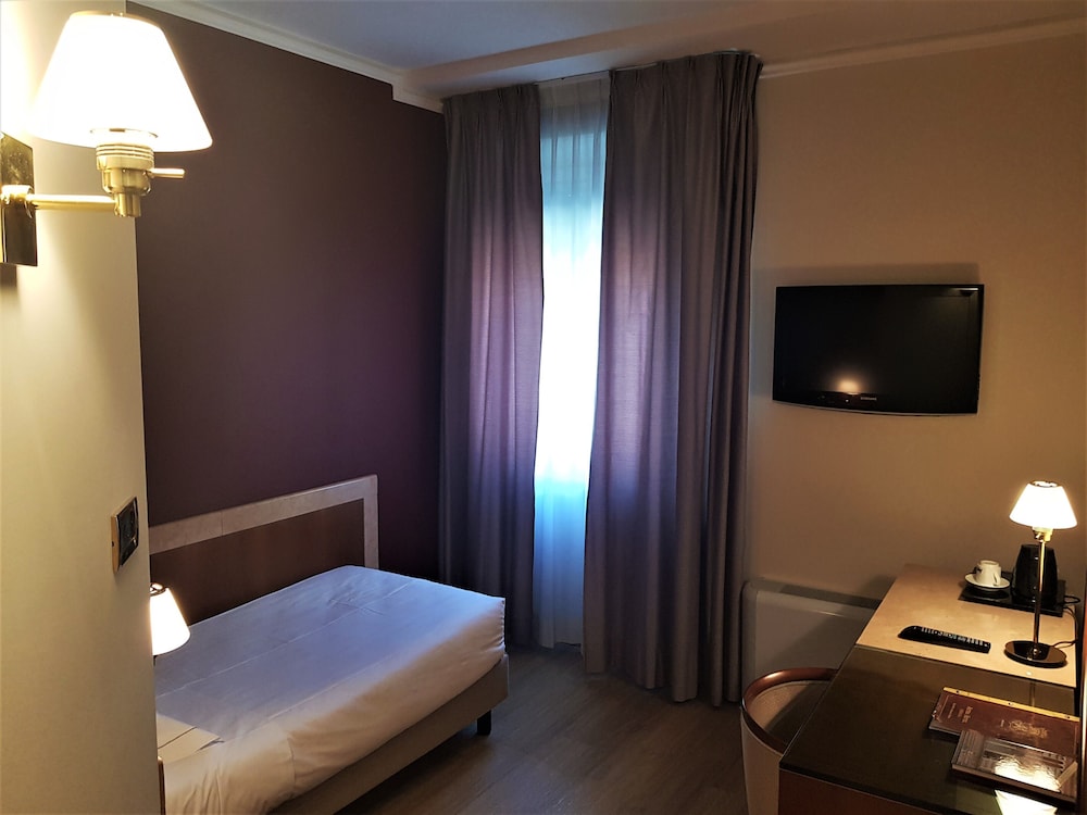 Deluxe Single Room photo 2